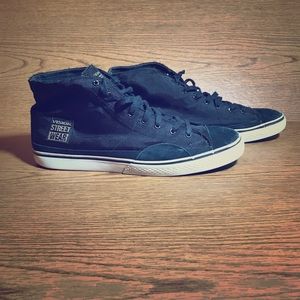 Vision Streetwear skateboarding shoes size 13